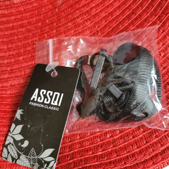 NEW Assqi Hat Red Straw Style Women's Wide Brim w/strap NWT - Picture 5 of 6